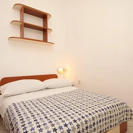 Apartamento Rukavac 1154e Vis